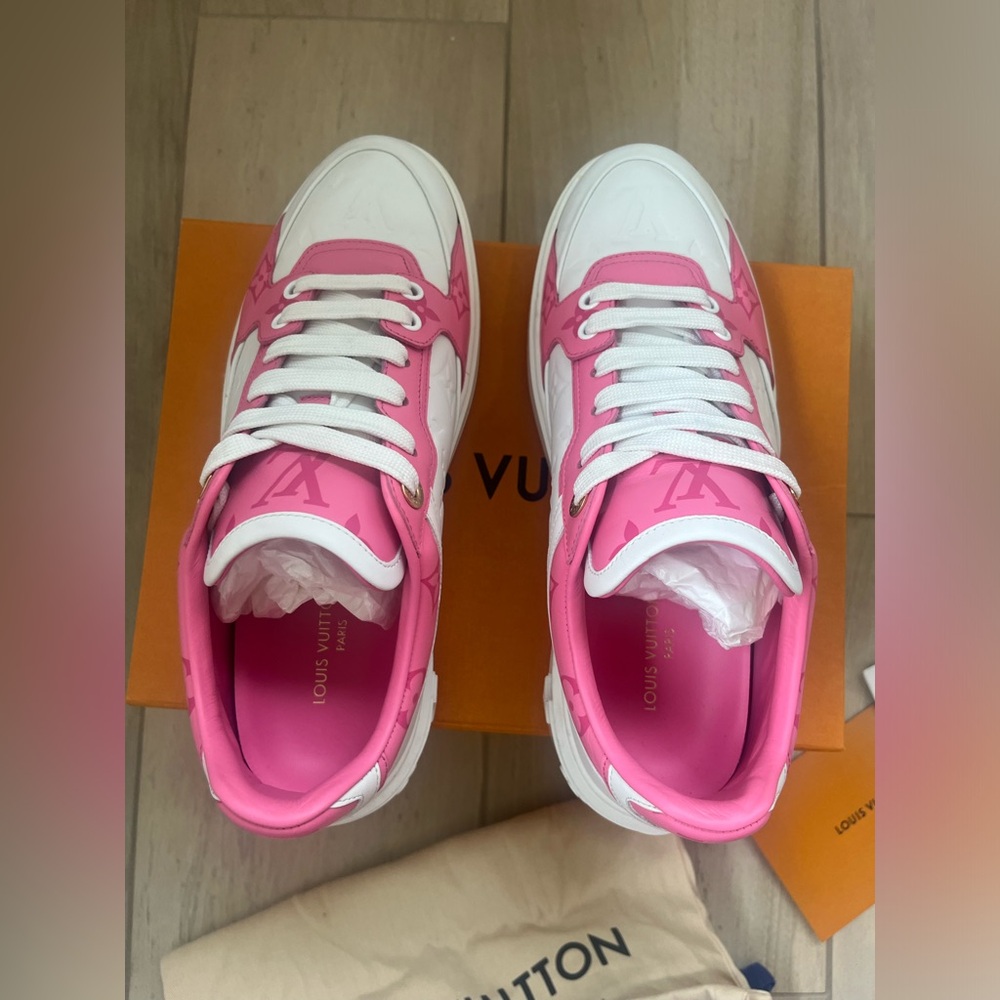 Louis Vuitton Women's Sneakers in Pink and White - Picture 10 of 11